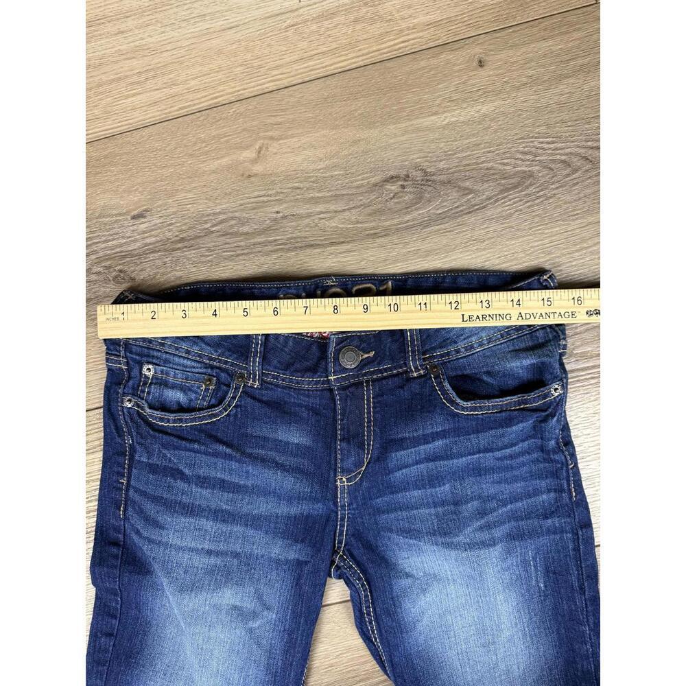 Rue21 Jeans Juniors 7/8 Blue Medium Wash Bootcut Stretch Embroidered Pockets - Picture 11 of 11